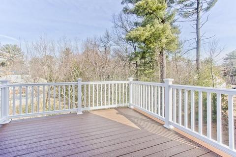 128 Barrington Dr, Springfield, MA 01129 photo 38