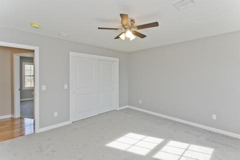128 Barrington Dr, Springfield, MA 01129 photo 18