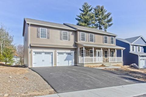 128 Barrington Dr, Springfield, MA 01129 photo 2