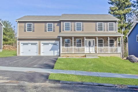 128 Barrington Dr, Springfield, MA 01129 photo 1