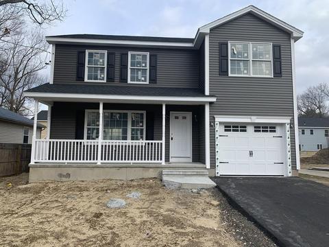 18 Walsh St, Springfield, MA 01109 photo 1