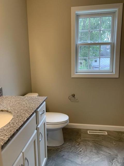 18 Walsh St, Springfield, MA 01109 photo 12