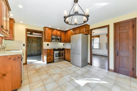 7 Patriots Way, Hingham, MA 02043 photo 3