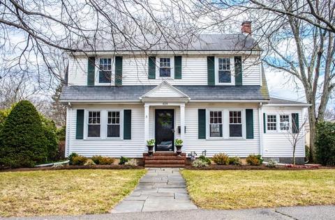 614 Webster St, Needham, MA 02494 photo 1