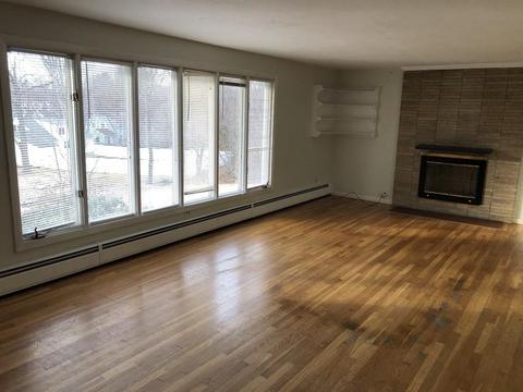 41 Hilltop Cir, Worcester, MA 01609 photo 3