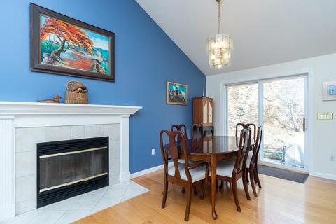 2 Ledgewood Ln, Worcester, MA 01609 photo 12
