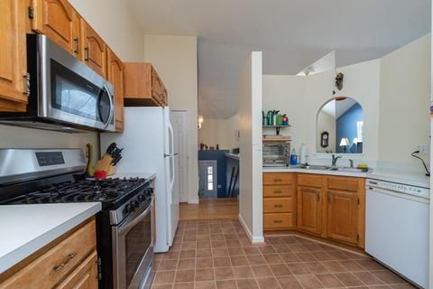 2 Ledgewood Ln, Worcester, MA 01609 photo 18