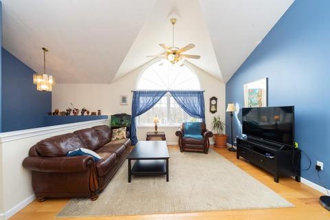 2 Ledgewood Ln, Worcester, MA 01609 photo 7