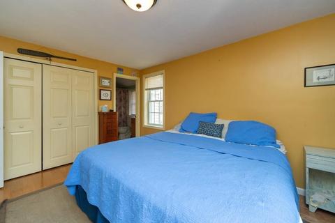2 Ledgewood Ln, Worcester, MA 01609 photo 21