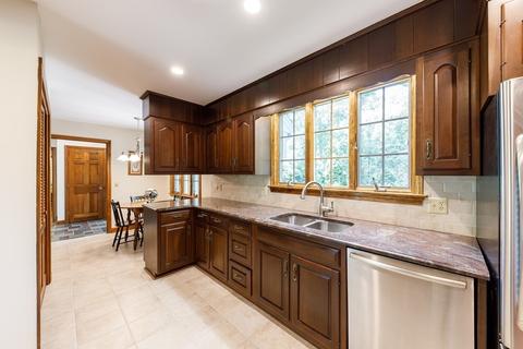 144 Glenneagle Dr, Mashpee, MA 02649 photo 10