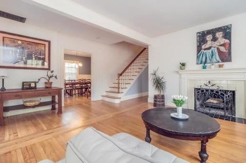 425 Salisbury Ln, Worcester, MA 01609 photo 4