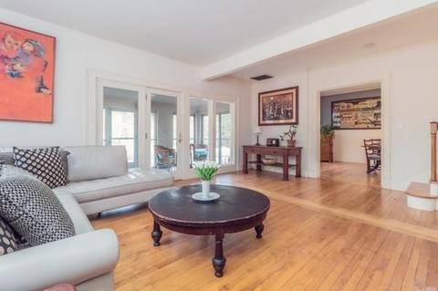 425 Salisbury Ln, Worcester, MA 01609 photo 3