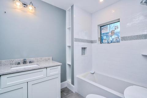 145 Taylor St, Needham, MA 02494 photo 22