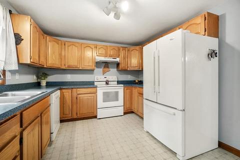 150 Lower Gore Rd, Webster, MA 01570 photo 6