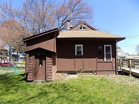 23 Celestine St, Chicopee, MA 01013 photo 2