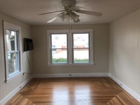 23 Celestine St, Chicopee, MA 01013 photo 6