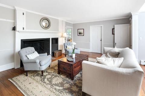 20 Leavitt St, Hingham, MA 02043 photo 6