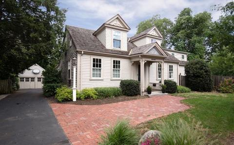 20 Leavitt St, Hingham, MA 02043 photo 2