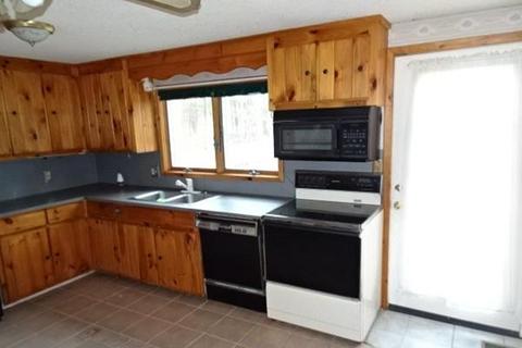 110 Spikenard Cir, Springfield, MA 01129 photo 3