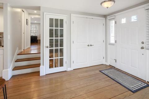 9 Colonial Rd, Hingham, MA 02043 photo 3