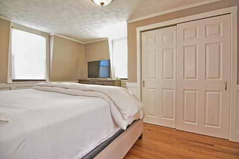 29 Center Ave, Reading, MA 01867 photo 22
