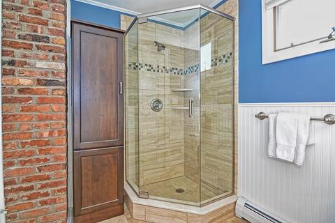 29 Center Ave, Reading, MA 01867 photo 17