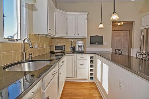 29 Center Ave, Reading, MA 01867 photo 15