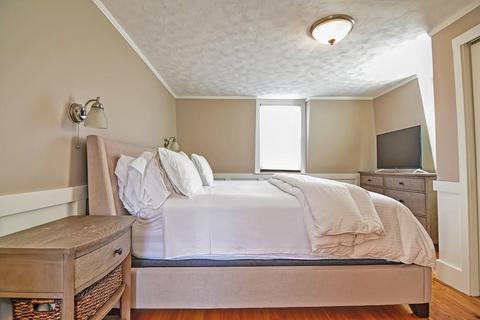 29 Center Ave, Reading, MA 01867 photo 23