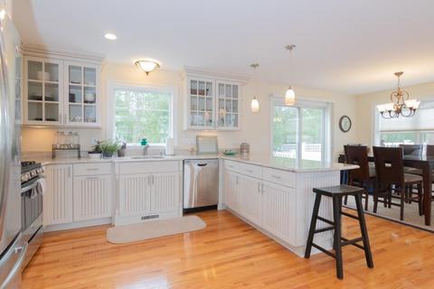 116 Settlers Ln, Barnstable, MA 02601 photo 3