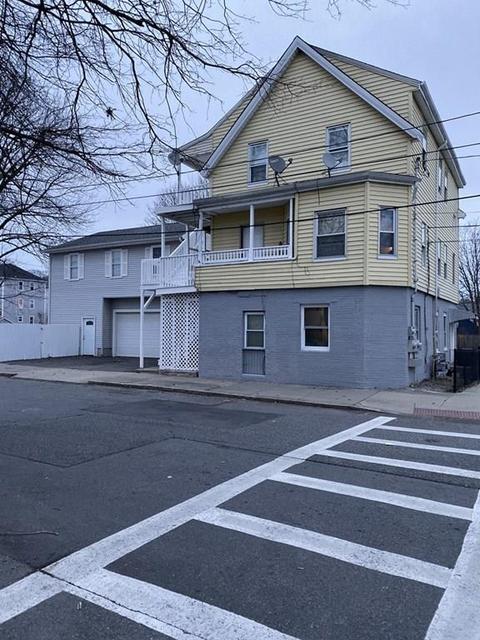 73 Home St, Fall River, MA 02720 photo 2