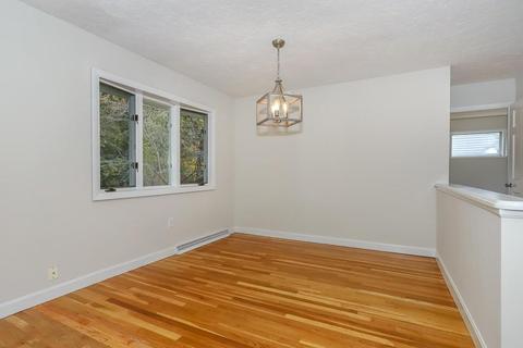 2 Beverly Hl, Canton, MA 02021 photo 5