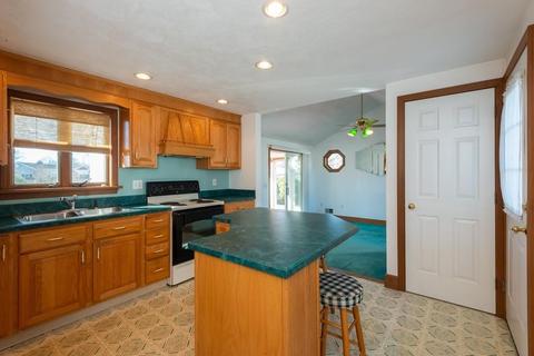 4 Buker Rd, Danvers, MA 01923 photo 4