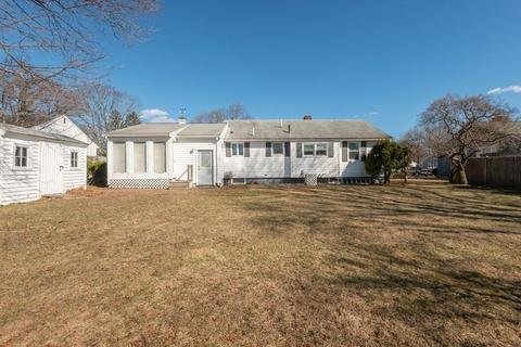 4 Buker Rd, Danvers, MA 01923 photo 2