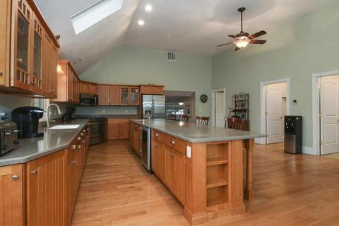24 Gault Rd, Wareham, MA 02576 photo 1