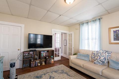 259 Cambridge St, Fall River, MA 02721 photo 4