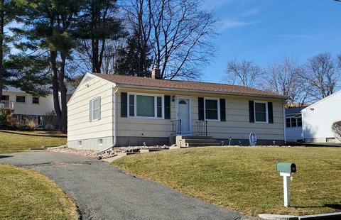 60 Pinecrest Dr, Springfield, MA 01118 photo 1