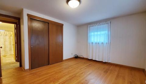 60 Pinecrest Dr, Springfield, MA 01118 photo 7