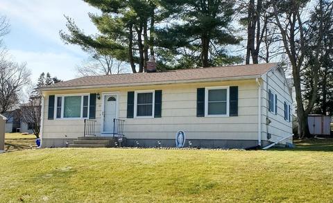 60 Pinecrest Dr, Springfield, MA 01118 photo 15