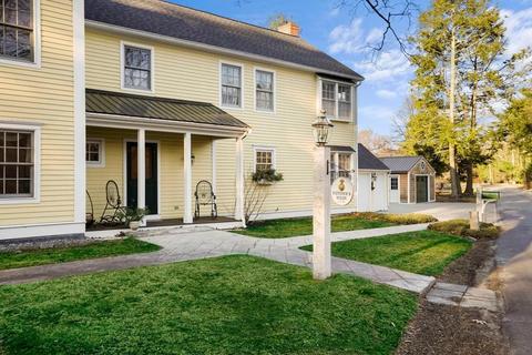 4 Independence Rd, Acton, MA 01720 photo 1