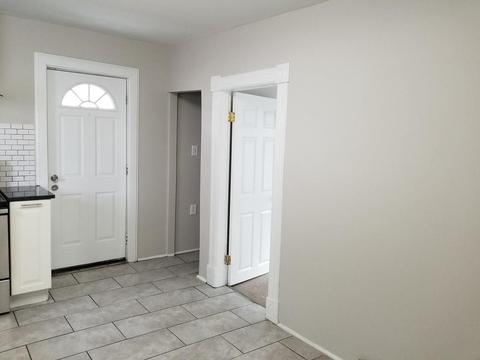 53 Mcknight St, Springfield, MA 01109 photo 17