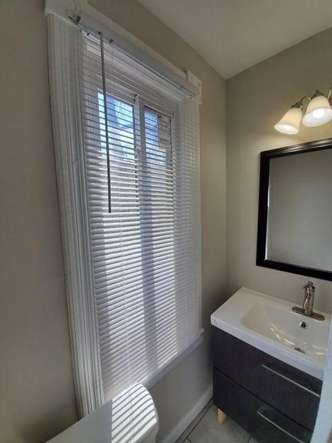 53 Mcknight St, Springfield, MA 01109 photo 20