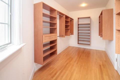 39 Denton Rd, Wellesley, MA 02482 photo 13