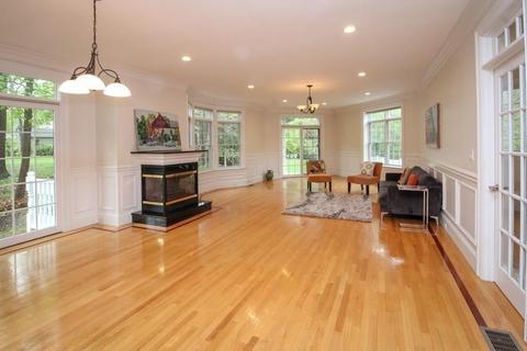 39 Denton Rd, Wellesley, MA 02482 photo 9
