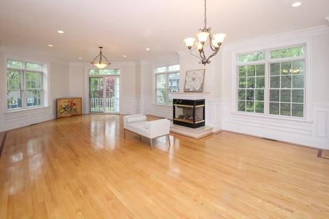 39 Denton Rd, Wellesley, MA 02482 photo 4