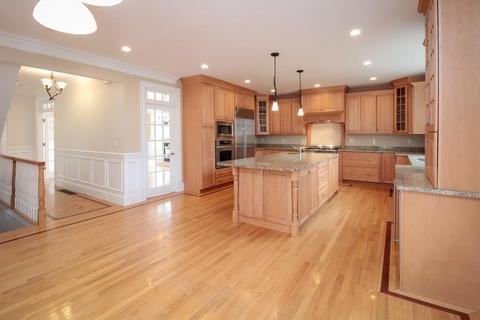 39 Denton Rd, Wellesley, MA 02482 photo 5