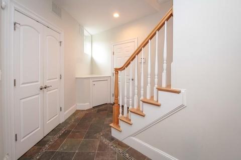 39 Denton Rd, Wellesley, MA 02482 photo 18
