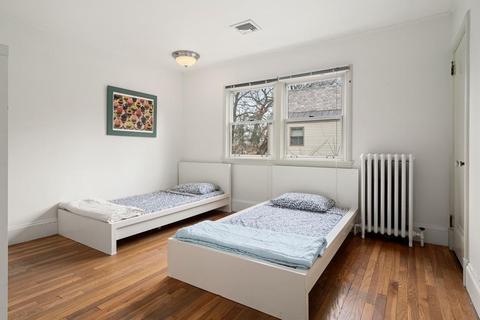 230 Middlesex Rd, Chestnut Hill, MA 02467 photo 16