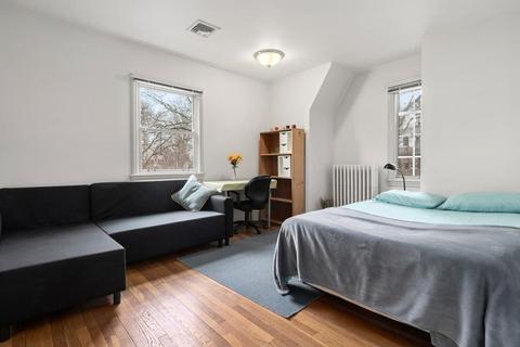 230 Middlesex Rd, Chestnut Hill, MA 02467 photo 19