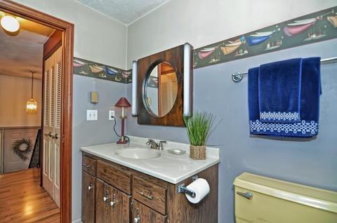 150 Ash St, Spencer, MA 01562 photo 17