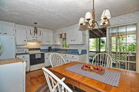 150 Ash St, Spencer, MA 01562 photo 4